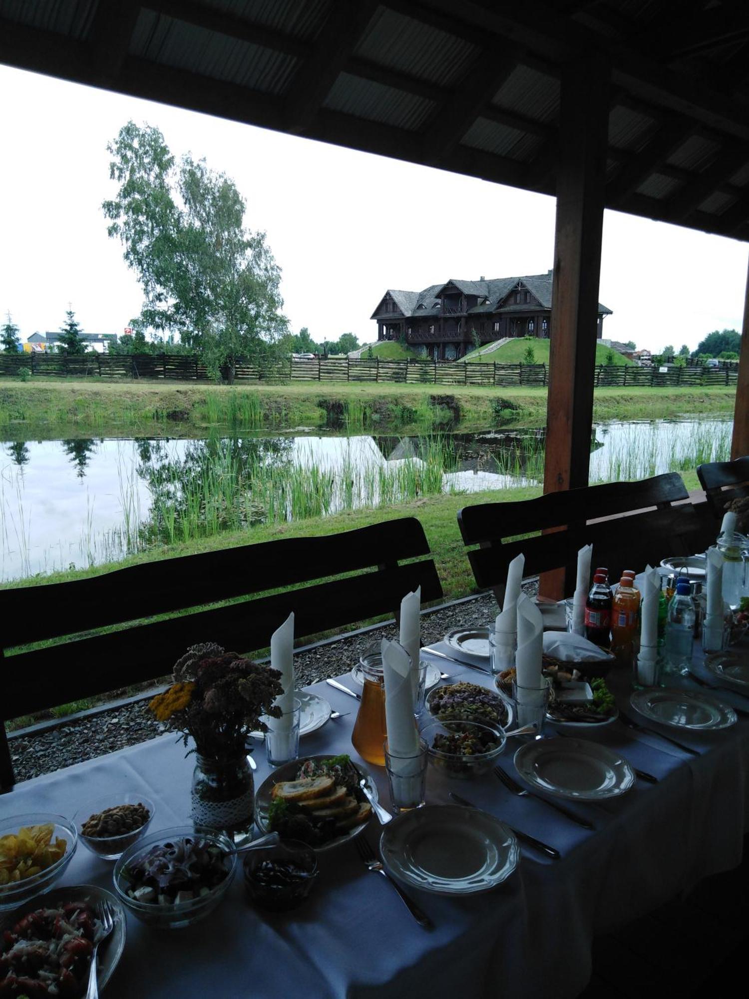 Dom Nad Rozlewiskiem #N/A ภายนอก รูปภาพ