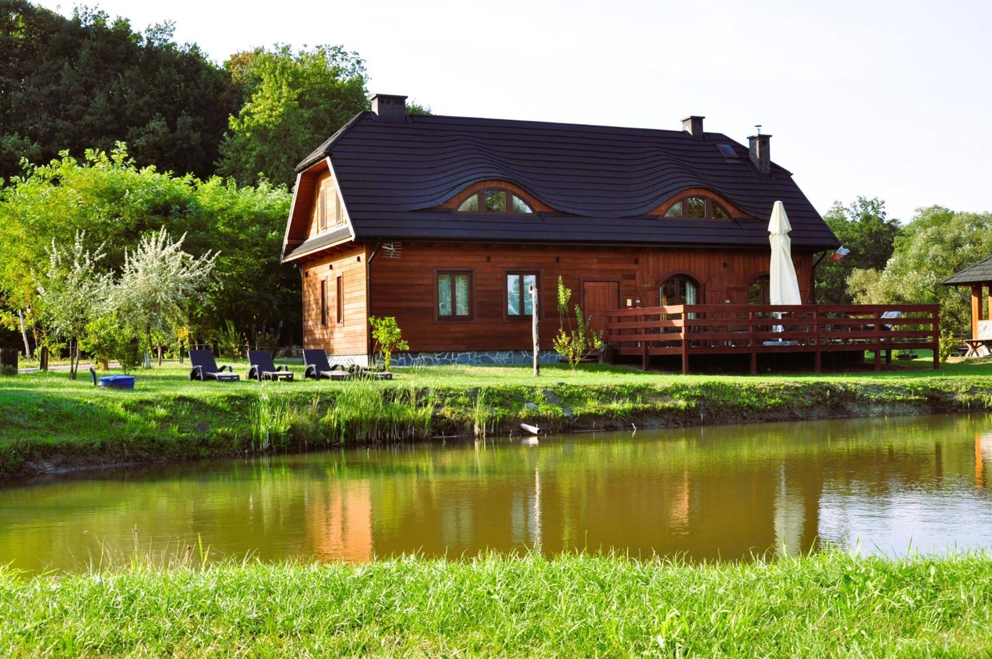 Dom Nad Rozlewiskiem #N/A ภายนอก รูปภาพ