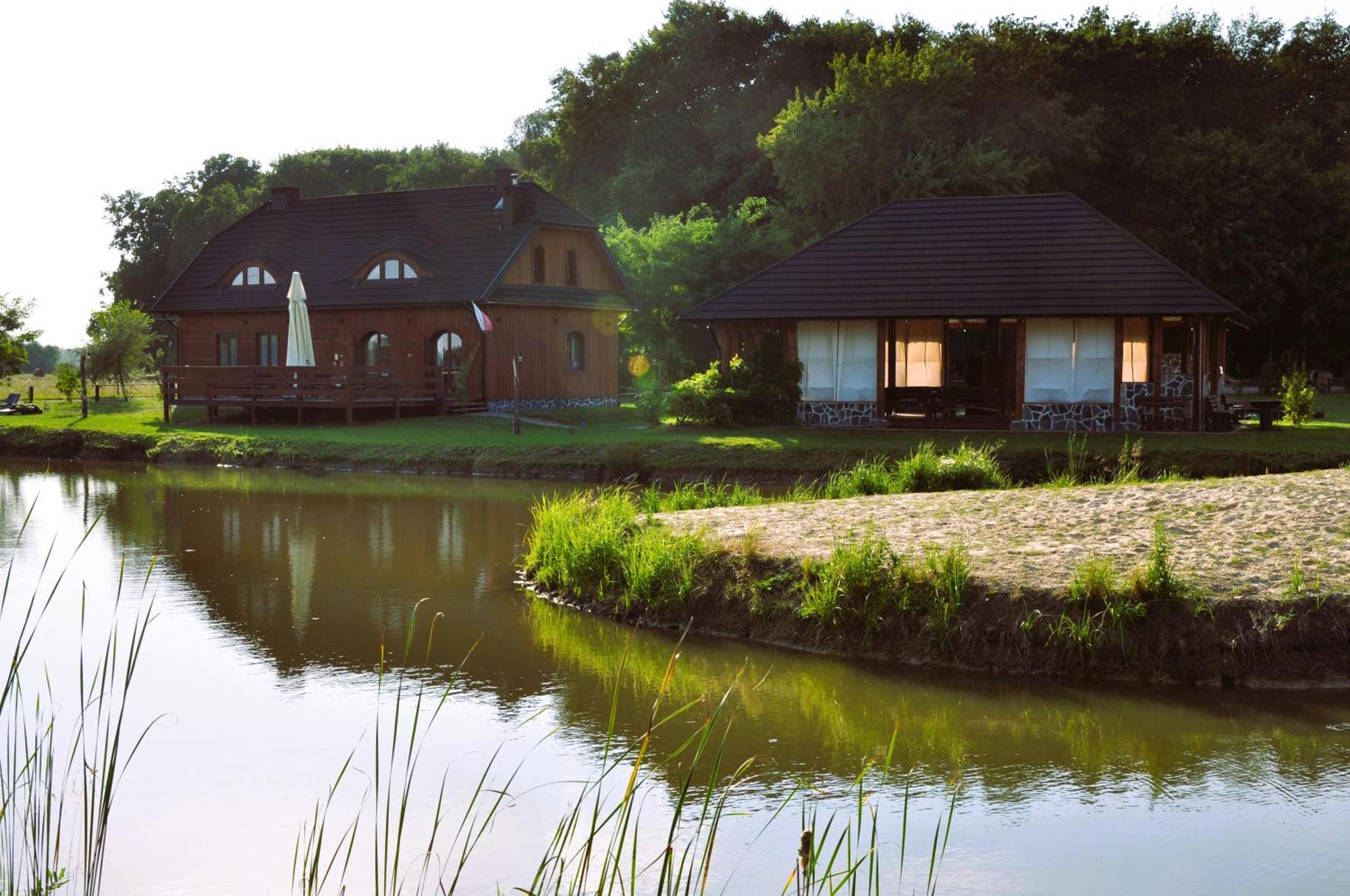 Dom Nad Rozlewiskiem #N/A ภายนอก รูปภาพ